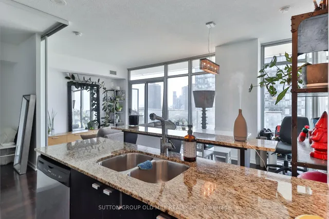 Additional image 12 of 103 The Queensway Unit 2210