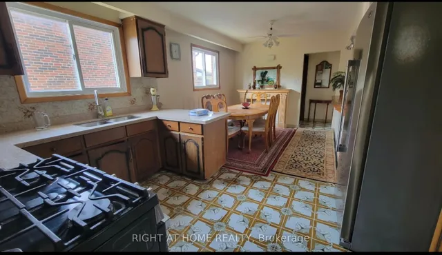 Additional image 3 of 12 Fairglen Ave