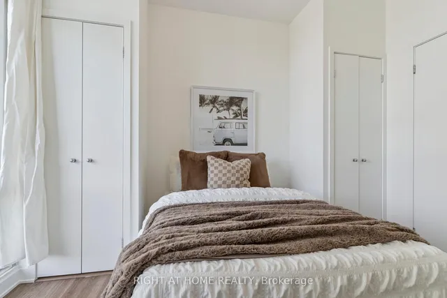 Additional image 21 of 35 Mariner Terr Unit 102