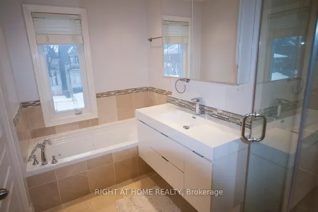 Additional image 8 of 497 Broadway Ave