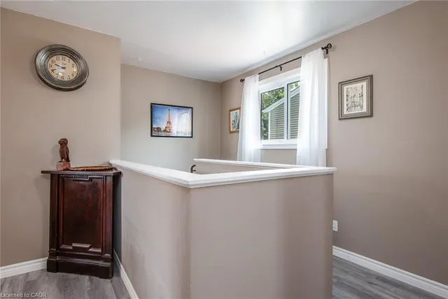 Additional image 20 of 173 Silver Aspen Cres