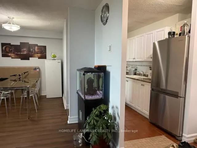 Additional image 23 of 15 Torrance Rd Unit 1811