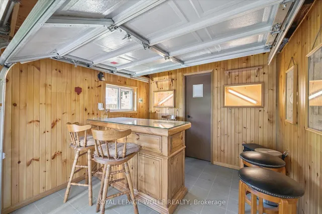 Additional image 40 of 233 Duke St