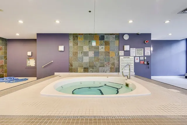 Additional image 23 of 219 Fort York Blvd Unit 709