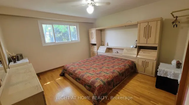 Additional image 7 of 12 Fairglen Ave