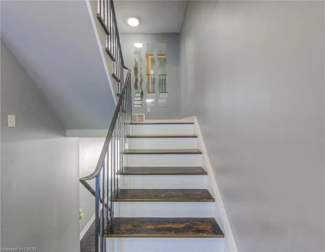 Additional image 20 of 46 Guerin Ave