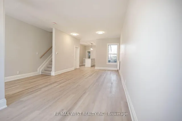 Additional image 11 of 115 Edwin Ave