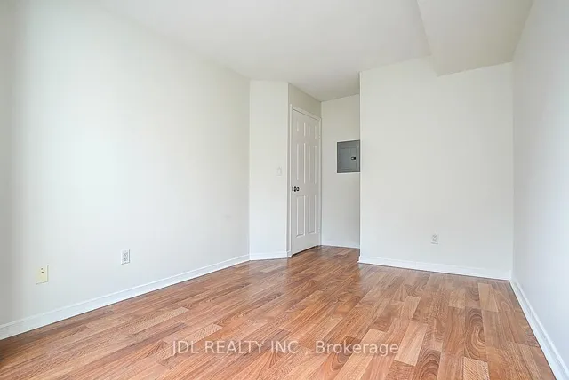 Additional image 23 of 109 Front St Unit 823