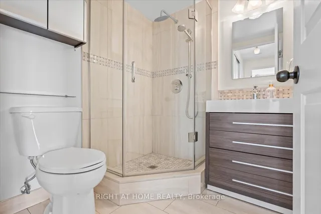 Additional image 28 of 101 Subway Cres Unit 1011