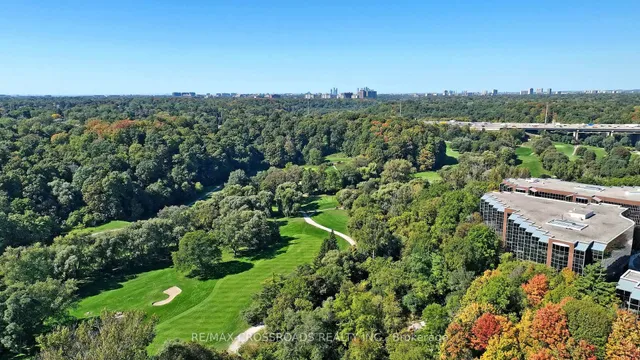 Additional image 29 of 10 Old York Mills Rd Unit 210