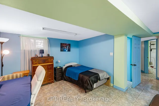 Additional image 30 of 19 Marmaduke St