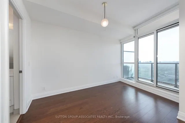 Additional image 18 of 530 St. Clair Ave Unit 1502