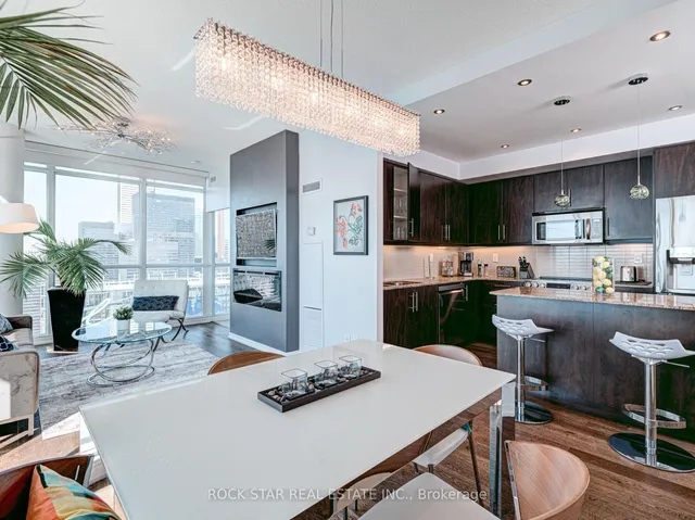 Additional image 13 of 55 Bremner Blvd Unit 4501