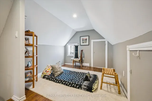 Additional image 28 of 45 Samuel St