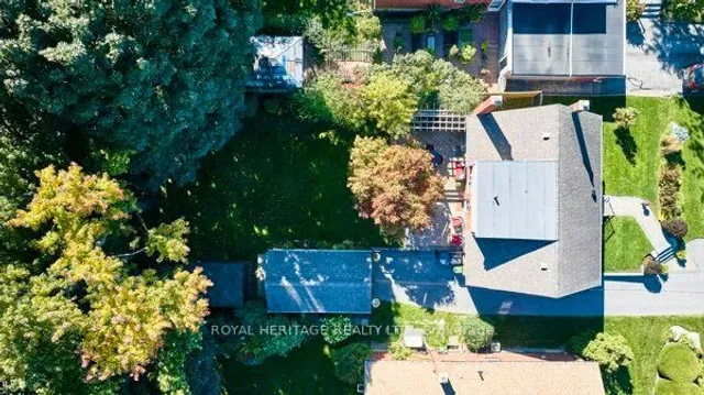 Additional image 33 of 35 Glen Muir Dr