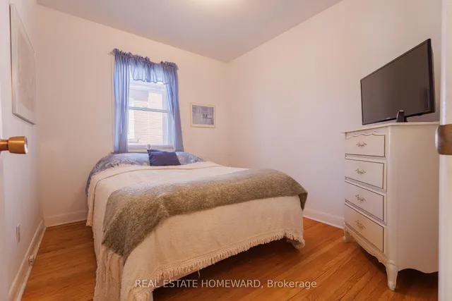 Additional image 28 of 3 Chestermere Blvd