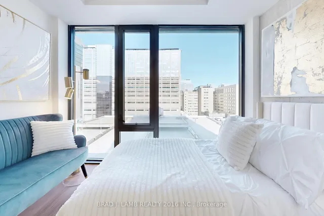 Additional image 5 of 195 McCaul St Unit 1004