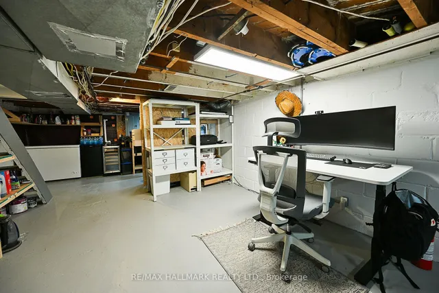 Additional image 25 of 3318 Bathurst St