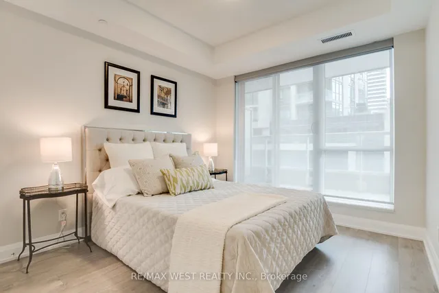 Additional image 6 of 110 Marine Parade Dr Unit 607