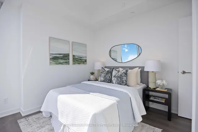 Additional image 17 of 8 Wellesley St Unit LPH05