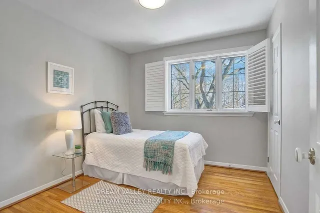 Additional image 23 of 52 South Marine Dr