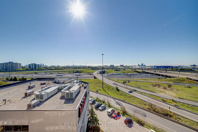 Additional image 22 of 8 Tippett Rd Unit 812