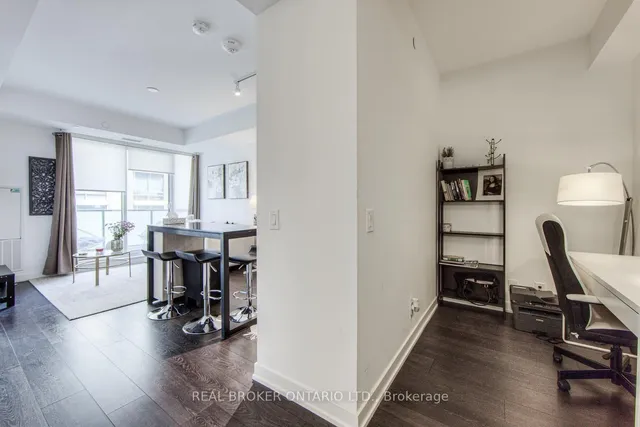 Additional image 20 of 609 Avenue Rd Unit 1410