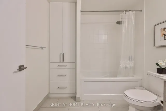 Additional image 21 of 430 Roncesvalles Ave Unit 410