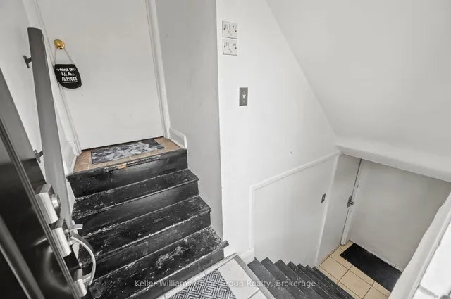 Additional image 33 of 107 East Ave