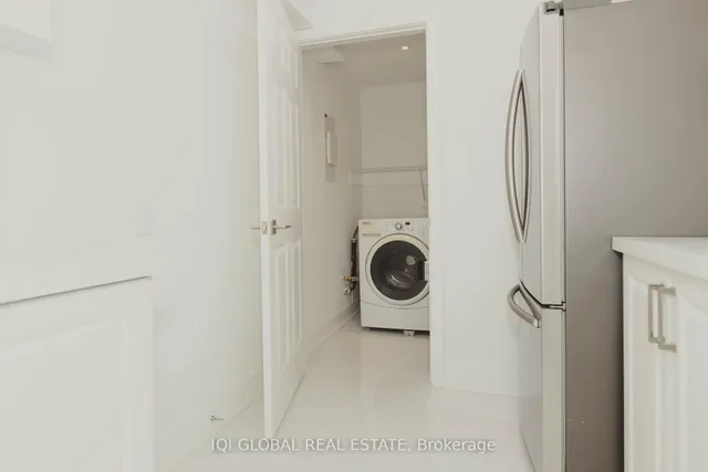 Additional image 5 of 390 Dixon Rd Unit 1202