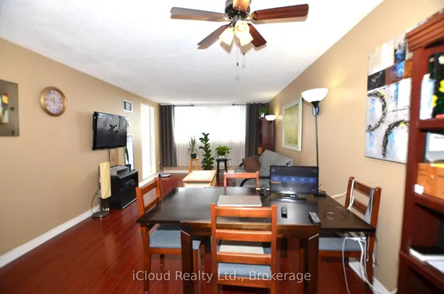 Additional image 12 of 10 Tapscott Rd Unit 1213