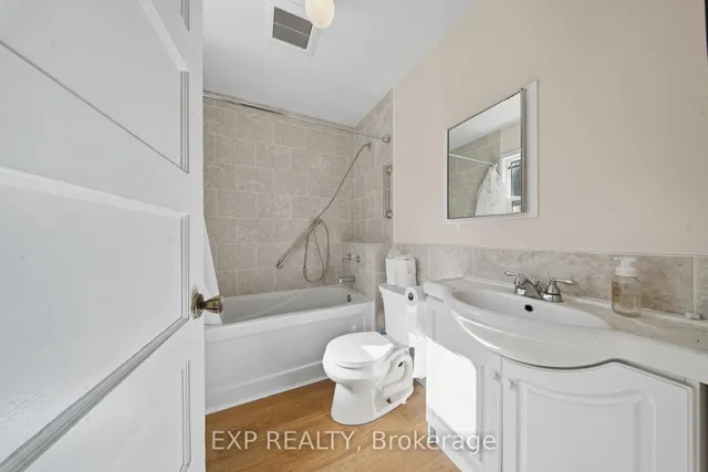 Additional image 7 of 35 Glen Rd