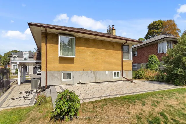 Additional image 29 of 55 Elvaston Dr