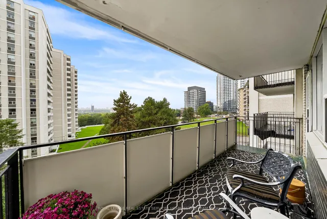 Additional image 17 of 20 Forest Manor Rd Unit 506