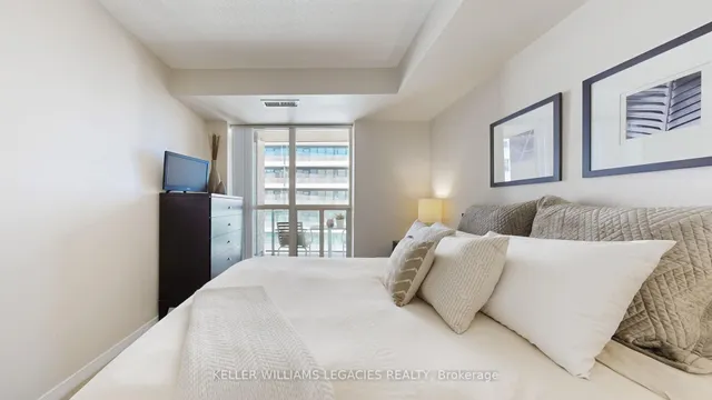 Additional image 14 of 28 Olive Ave Unit LPH01