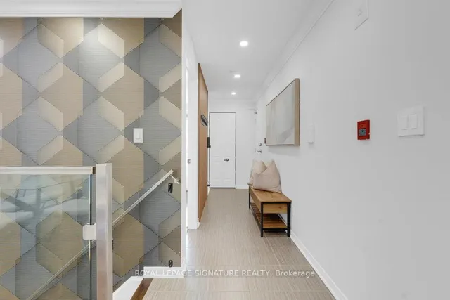 Additional image 3 of 655C Warden Ave Unit 67