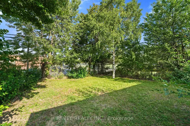 Additional image 44 of 63 Crosland Dr