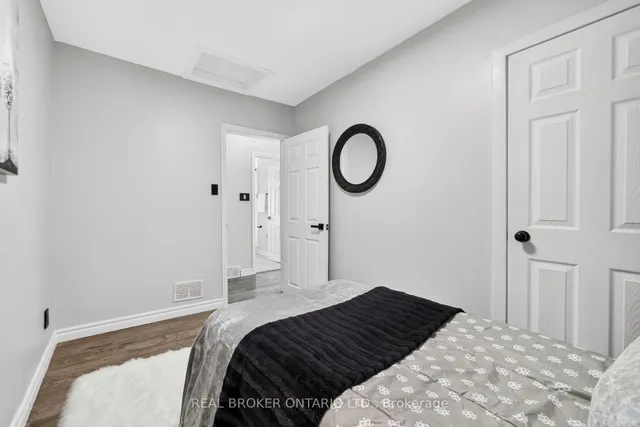 Additional image 14 of 30 Presley Ave