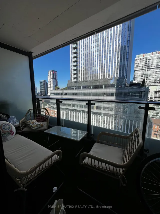 Additional image 8 of 224 King St Unit 1102