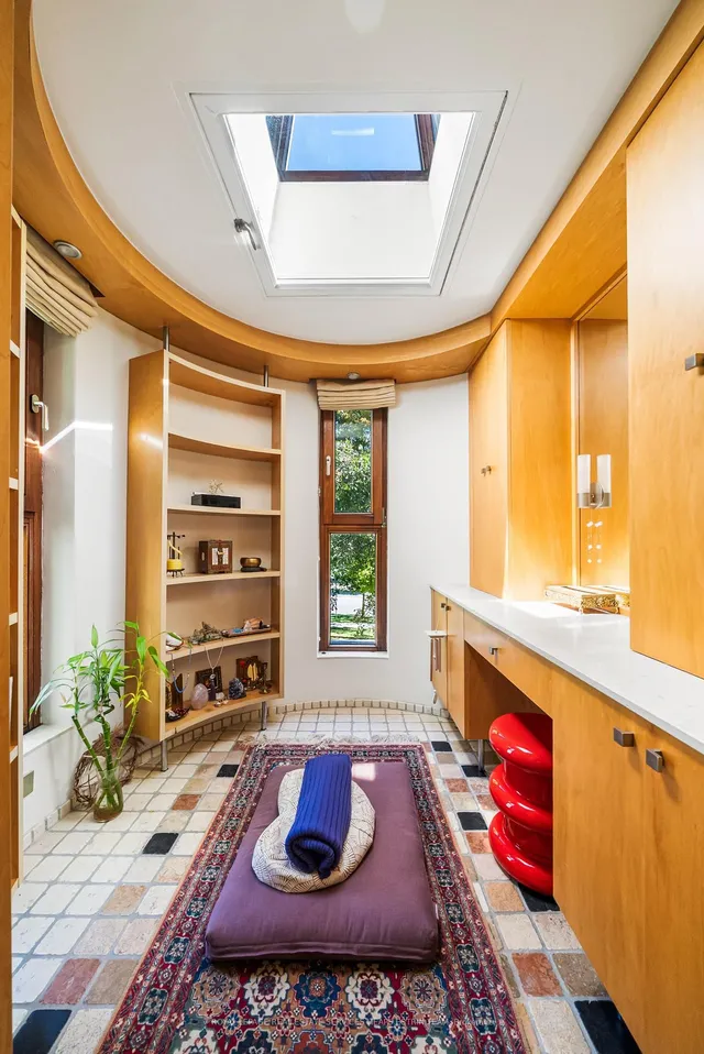 Additional image 23 of 31 Governors Rd