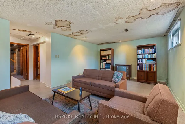 Additional image 19 of 54 Warner Ave