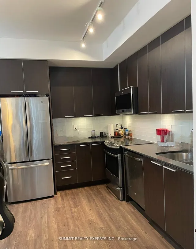 Additional image 9 of 10 parklawn Rd Unit 519