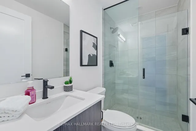 Additional image 20 of 2369 Danforth Ave Unit 513