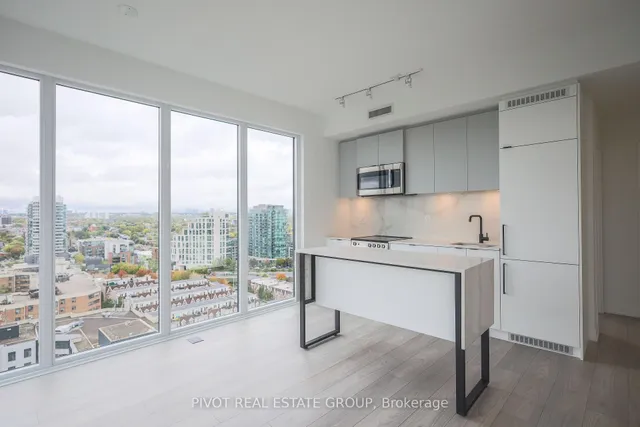 Additional image 4 of 285 Dufferin St Unit 1508