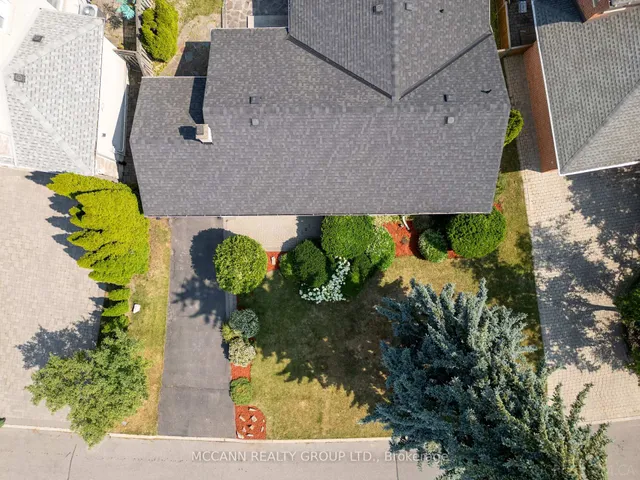 Additional image 34 of 102 Yorkminster Rd