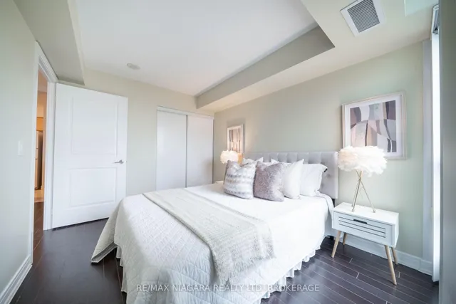 Additional image 23 of 31 Bales Ave Unit 1116