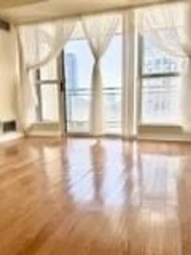 Additional image 7 of 28 Hollywood Ave Unit 708