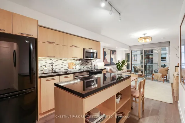 Additional image 2 of 126 Simcoe St Unit 507