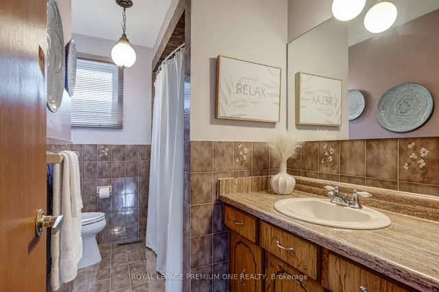 Additional image 26 of 41 Whitley Ave