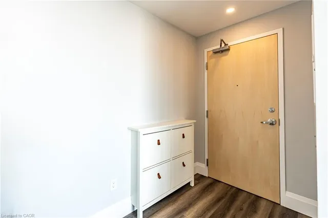 Additional image 9 of 60 Charles St Unit 705
